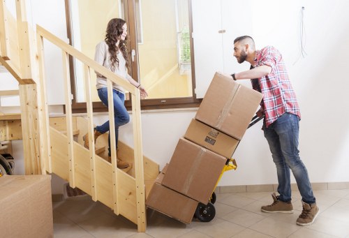 Removal van logistics and loading during house removals in Fortisgreen