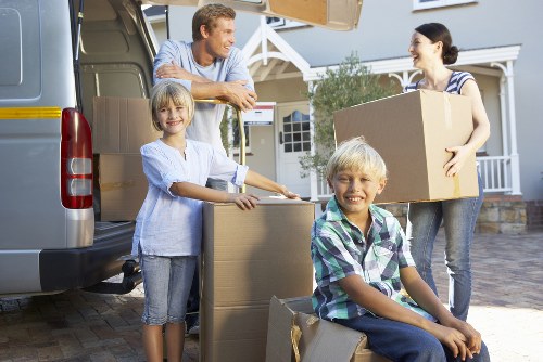 Local student storage service in Fortisgreen